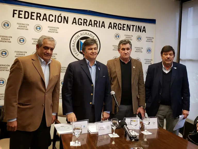 Reforma tributaria, retenciones y reintegros, la agenda del agro para los candidatos