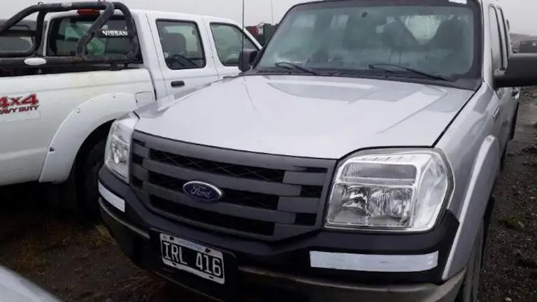 Realizarán una subasta online de autos y camionetas radicados en Tierra del Fuego