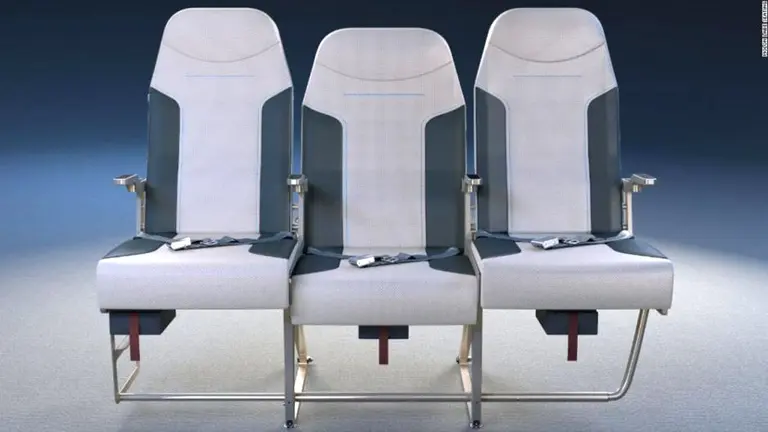 Nadie quiere el asiento del medio en los aviones: un ingenioso diseño promete cambiar eso