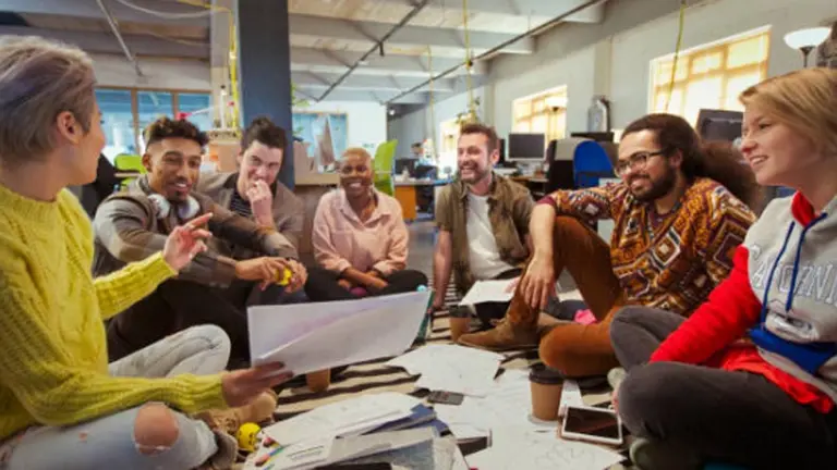 Tendencias RH para conquistar a la generación Z: flexibilidad, trabajo remoto y con foco en la experiencia