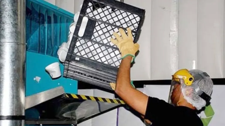 Otra empresa se va del país: Dart Sudamericana cierra su fábrica de Pilar