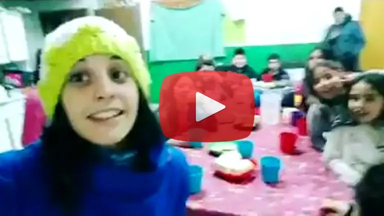 Video: maestra cantó contra Macri con sus alumnos y la acusaron de nazi