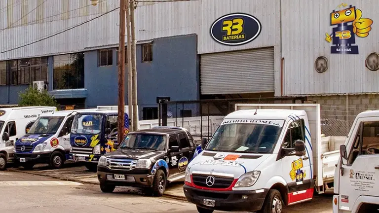 Crisis industrial: cierra la ex Ran Bat, fábrica de baterías para autos, y deja a 35 trabajadores en la calle