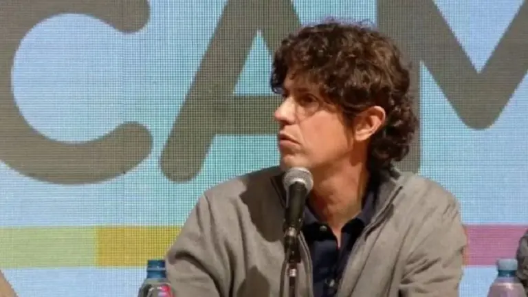 Para Martín Lousteau, una suba generalizada de salarios podría acelerar la inflación