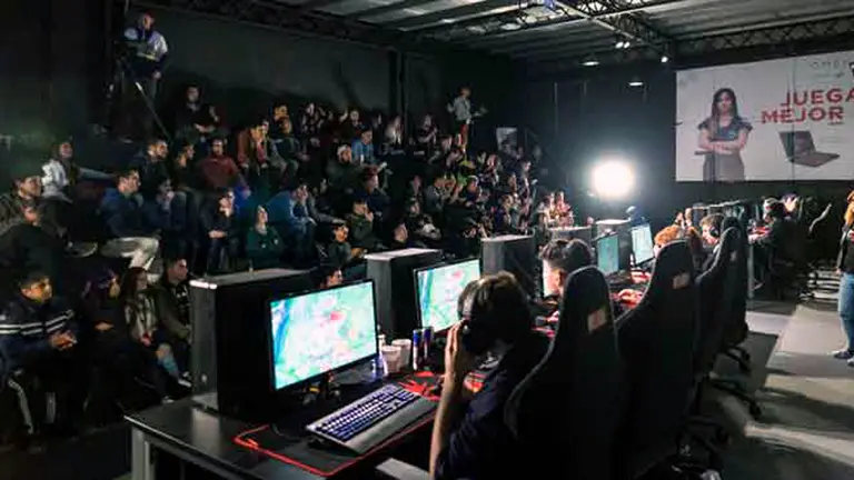 Isurus Gaming y 9Z jugarán la final de la Liga Máster Flow