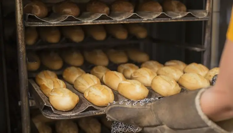 Sube 22% la harina y avisan que el kilo de pan costará arriba de $120