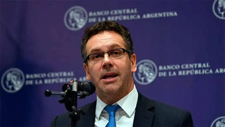 Guido Sandleris: "Seguiremos interviniendo en el mercado mientas el mercado así lo requiera"