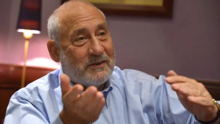 Joseph Stiglitz inició gestiones secretas con el FMI en nombre de Alberto Fernández
