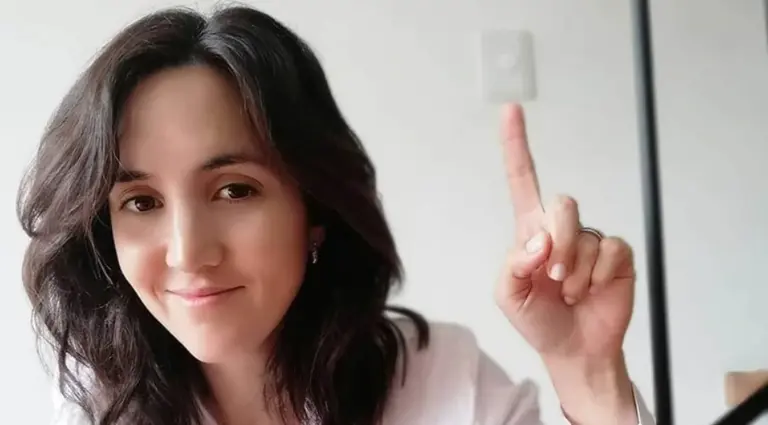 Superó en $400 el monto unitario de facturación, la AFIP la excluyó del Monotributo y ahora debe $700 mil