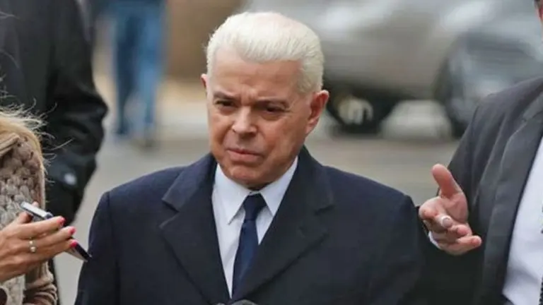 Oyarbide: "Yo soy enano, trolo, pero traidor no soy y mentiroso menos"