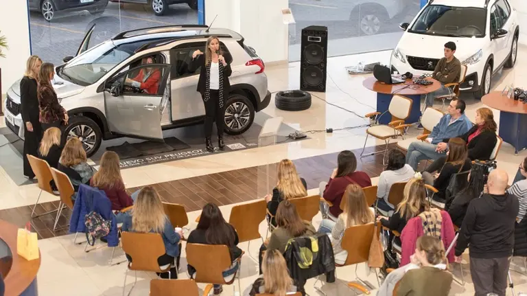 Con la mujer "empoderada", vuelve el programa "Women by Peugeot"