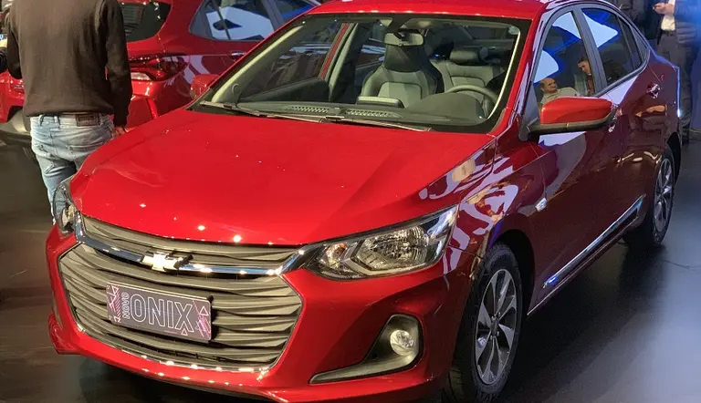 Con Wi-fi y más seguro: cómo es el nuevo auto Chevrolet Onix que llegará a la Argentina