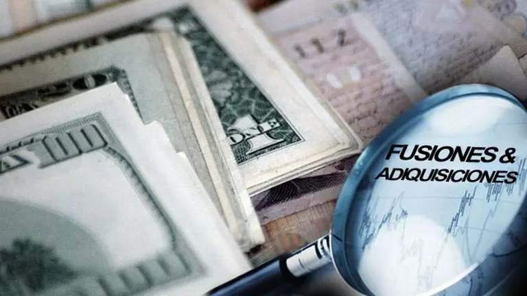 Por dólar volátil y crisis, los montos de fusiones y adquisiciones se desplomaron 65% en divisas