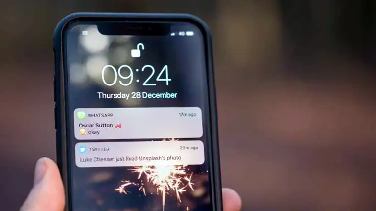 Apple registra ganancias e ingresos récord gracias a mayores ventas de iPhone