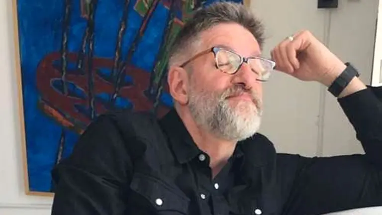 La foto de Luis Novaresio y Braulio Bauab acaramelados en la playa