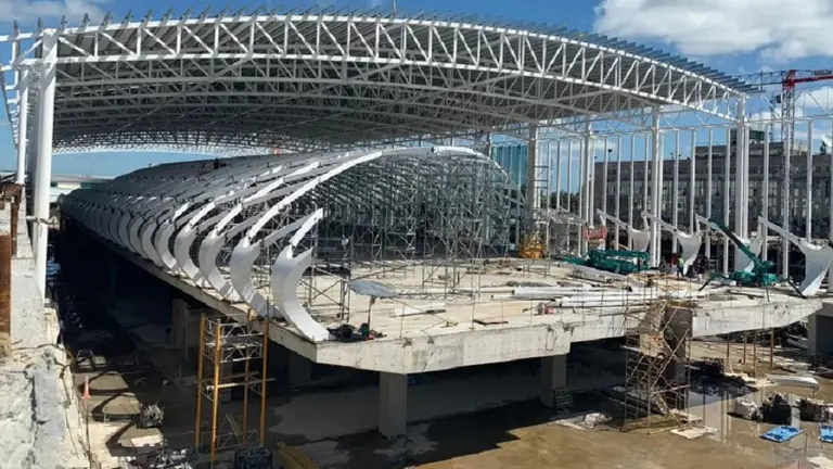 Video: así es la terminal del aeropuerto de Ezeiza en donde se produjo el derrumbe