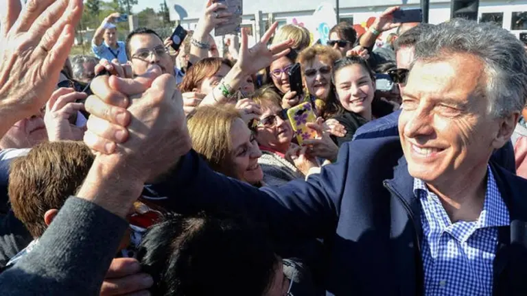 Macri llegó a Bahía Blanca con la marcha del #Sísepuede e hizo anuncios en materia judicial
