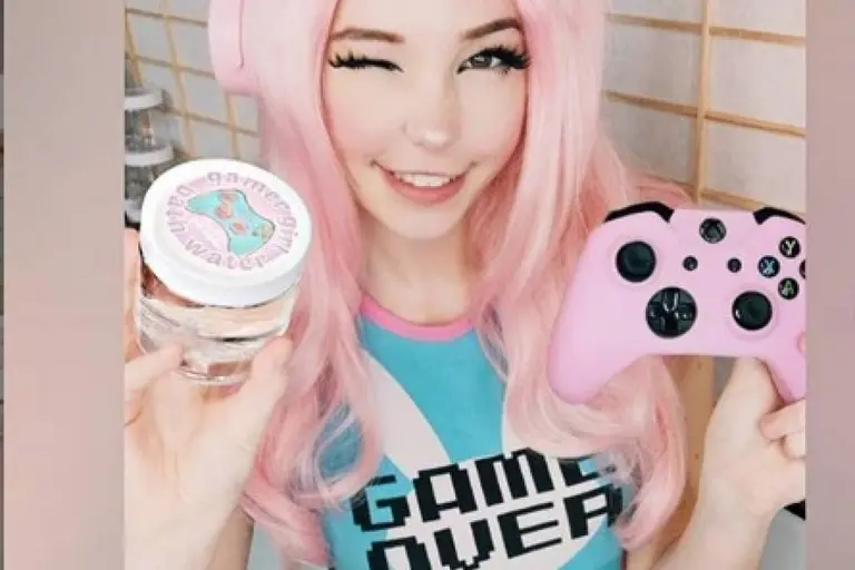 Belle Delphine habría sido arrestada por vender agua con la que se bañaba