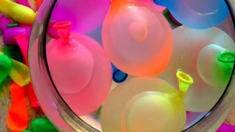 Histórica fábrica de Bombuchas y preservativos Camaleón cerró sus puertas