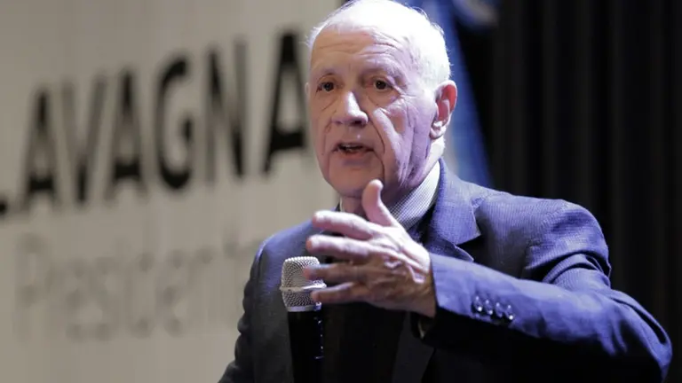 Alberto Fernández recibió a Roberto Lavagna: sobre qué temas lo consultó