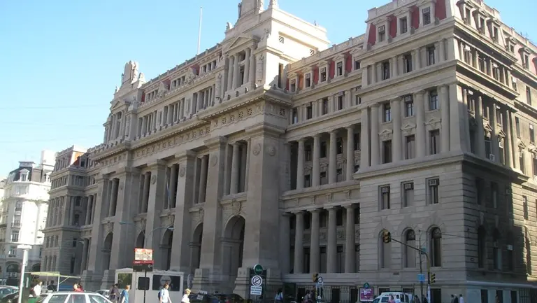 Siguen las bajas en la justicia por la reforma jubilatoria: el Gobierno aceptó la renuncia de cuatro jueces