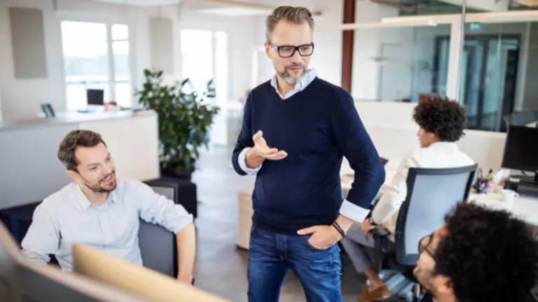 Buen ambiente y alto salario: lo más importante del trabajo ideal para los argentinos