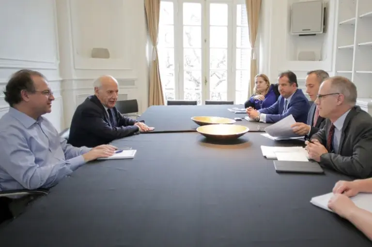 Lavagna se reunió con autoridades del Banco Mundial y pidió préstamos en pesos y no dólares para la Argentina