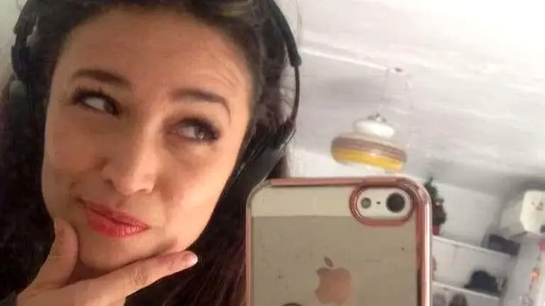 Julia Mengolini explicó por qué es "de izquierda" y "usa iPhone": qué le contestaron las redes