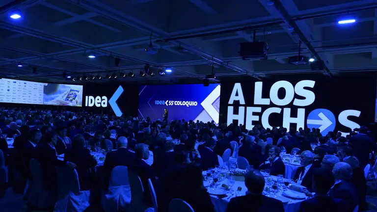 Coloquio de IDEA: de aprobarse un código de ética el año pasado a "olvidarse" de la corrupción