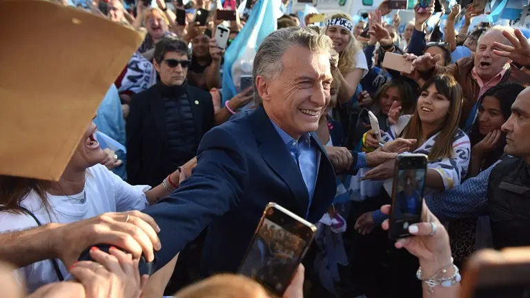 El bautismo callejero de una clase media que ya no presume de apolítica y que encontró su propio "relato"