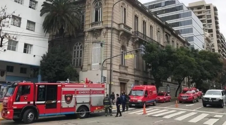 Caso Lenguas Vivas: qué es el asbesto y por qué es tan peligroso para la salud