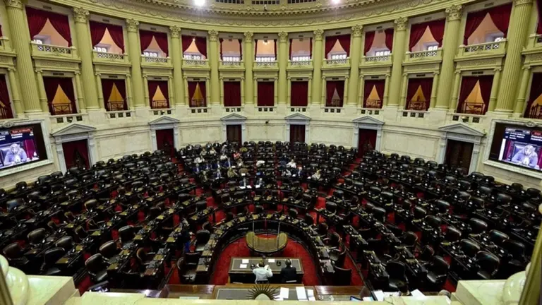 Uno por uno: ¿Quiénes entran al Congreso de la Nación y quiénes perdieron la banca?