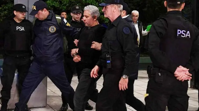 Casas, autos de lujo y barcos: la fortuna del exsecretario de Cristina procesado por lavado