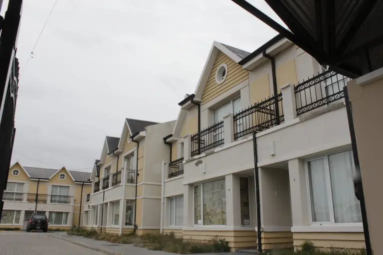 El Gobierno analiza subastar inmuebles propiedad de presuntos ex testaferros de los Kirchner