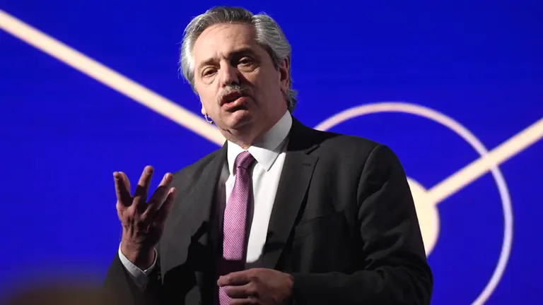 Apoyo industrial a Fernández: hubo aplausos para la promesa de "menos bicicletas chinas y más producción nacional"