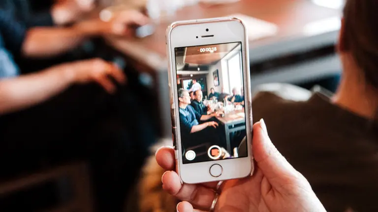 iPhone y Android buscan avisar si te acercas a alguien contagiado con coronavirus