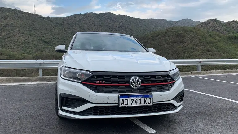 Volkswagen Vento GLi, la reivindicación del sedán