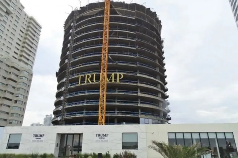 Por la crisis argentina, se frenaron las obras para levantar la única Trump Tower de América latina