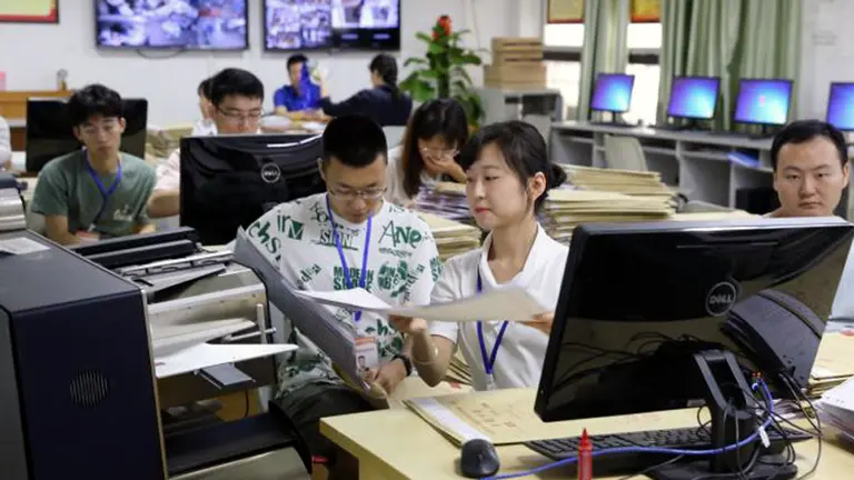 Duro golpe a Microsoft, Dell y HP: China ordena eliminar sus productos en oficinas de gobierno