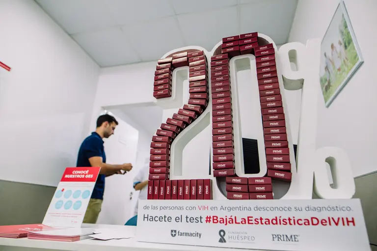 Farmacity y Fundación Huésped se unen para que la farmacia sea un actor clave en la concientización del VIH/SIDA