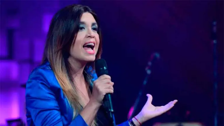 Con un furcio, volvió la "locutora militante": presentó a Cristina Kirchner como la presidenta de la Nación