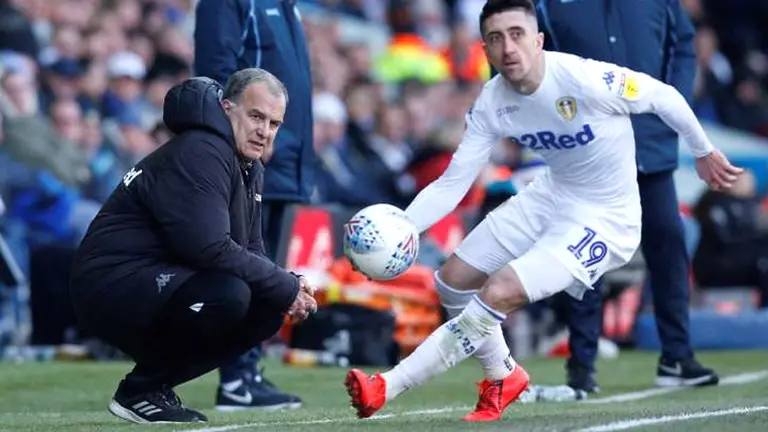 Marcelo Bielsa: lecciones de un "Loco" para dirigir con valores