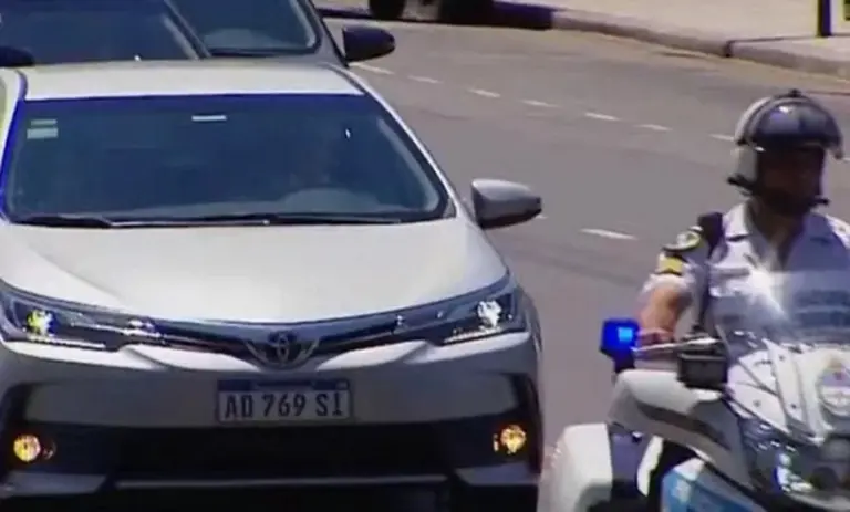 Alberto F. dio suerte: la patente de su auto salió a la cabeza de la Quiniela