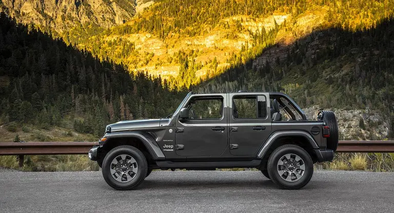 Más de 12 automotrices ya están en la costa para seducir a los visitantes que esquivan el dólar turista