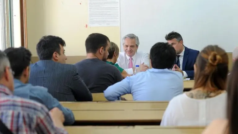 Alberto Fernández no se tomará licencia de la facultad: seguirá al frente de su cátedra
