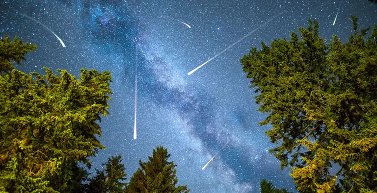 Lluvias de estrellas y superlunas son algunos de los eventos para este 2020