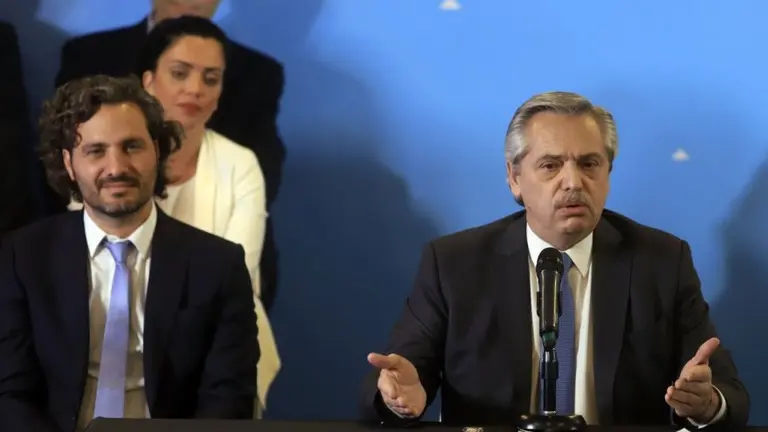 Alberto Fernández y Santiago Cafiero se reúnen en Olivos para empezar a definir la continuidad de la cuarentena