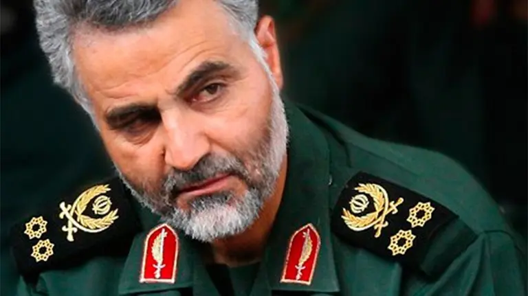 Así quedó el auto en el que viajaba Qassem Soleimani tras el ataque ordenado por EE.UU