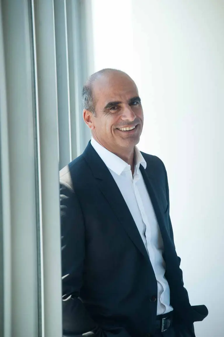 Nobile asume como CEO de Telecom y termina el "doble comando": cuál es la estrategia para que la empresa crezca más rápido