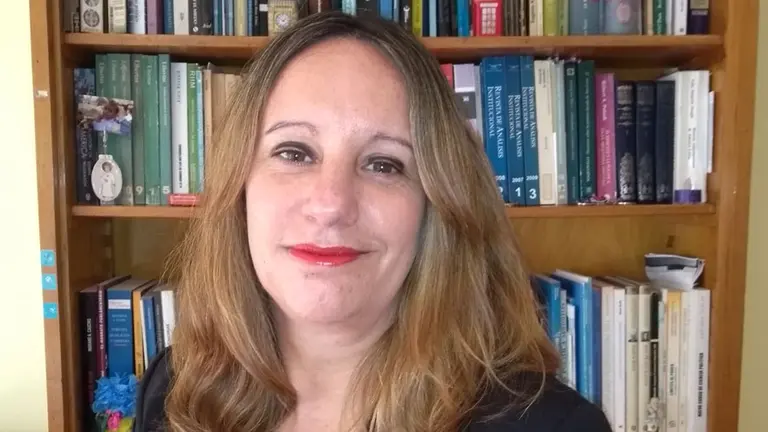 Mazzina: "A los argentinos les cuesta mucho llamar como tal a las dictaduras de izquierda"